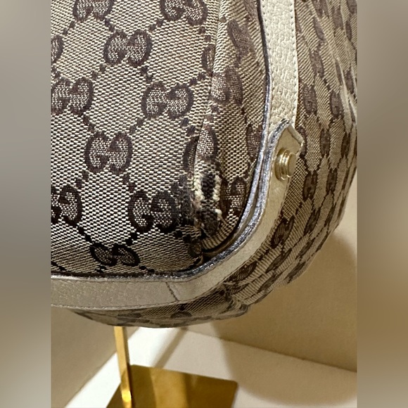 Authentic Gucci Abbey GG Brown Canvas White Leather Handbag - Picture 11 of 15